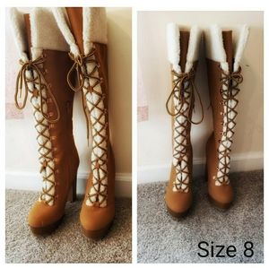 Size 8.5 Never worn winter boots